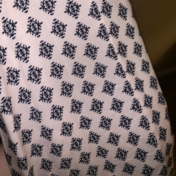 Patterned dress - Picture 3 of 3